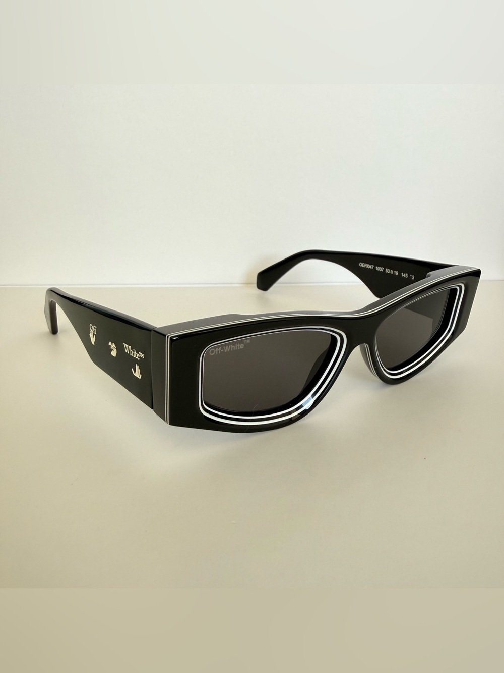 NEW!!! Off-White unisex sunglasses OERI047 1007 Authentic